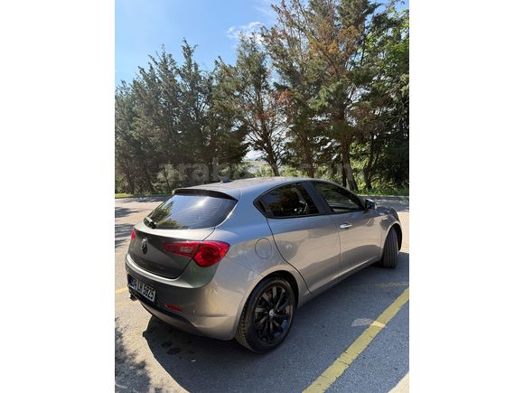 - DEĞİŞENSİZ - ALFA ROMEO GİULİETTA OTOMATİK VİTES 2017  