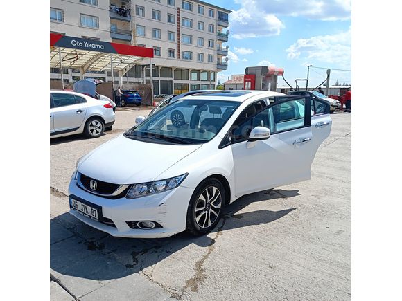 Honda Civic 1.6i VTEC Eco Elegance 2015 Model Benzin+LPG
