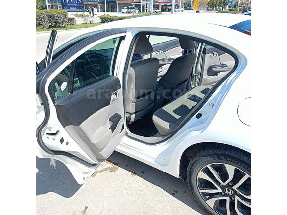 Honda Civic 1.6i VTEC Eco Elegance 2015 Model Benzin+LPG