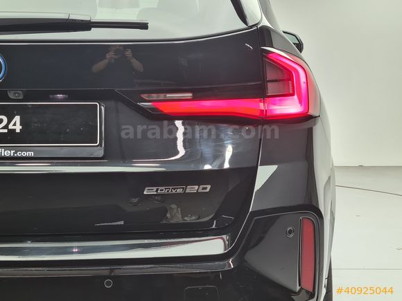KOSİFLER OTO BOSTANCI 2024 MODEL BMW İX1 eDRİVE20