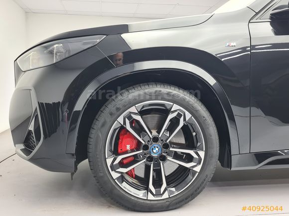 KOSİFLER OTO BOSTANCI 2024 MODEL BMW İX1 eDRİVE20
