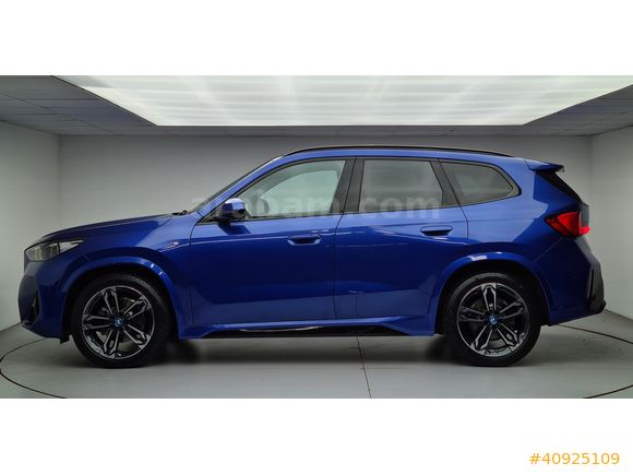 KOSİFLER OTO BOSTANCI 2024 MODEL BMW İX1 eDRİVE20