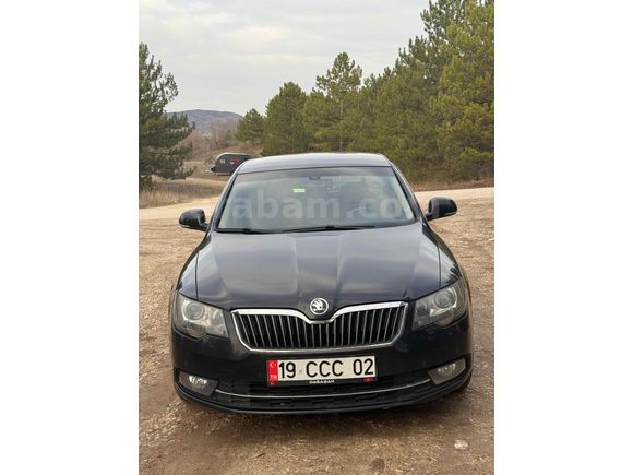 Sahibinden Skoda SuperB 1.6 TDI Elegance 2013 Model  268.000 km Siyah