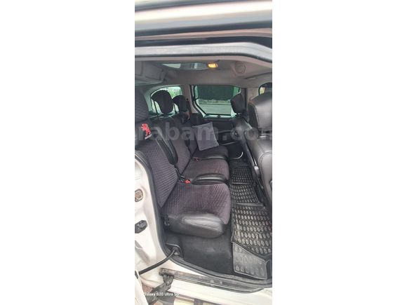 Sahibinden Peugeot Partner 1.6 HDI Zenith 2017 Model  121.000 km Beyaz
