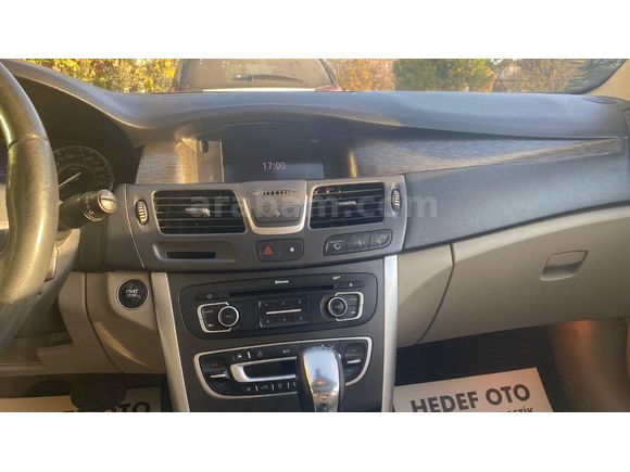 Sahibinden Renault Latitude 1.5 dCi Privilege 2013 Model Bursa 197.000 km Siyah
