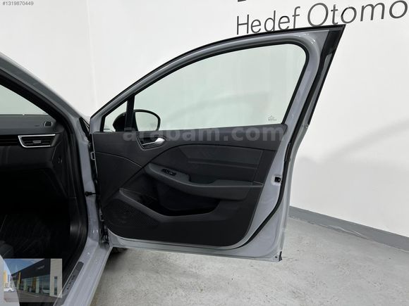 HEDEF RENAULT'DAN 0,99 KREDİ 2025 CLİO TECHNO ESPRİTE ALPİNE 1.0