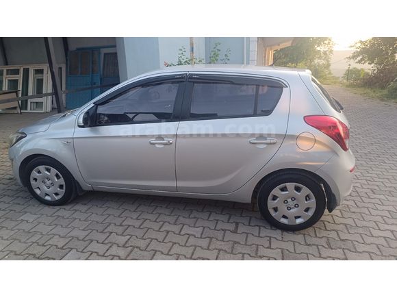 Sahibinden Hyundai i20 1.4 CRDi Jump 2013 Model