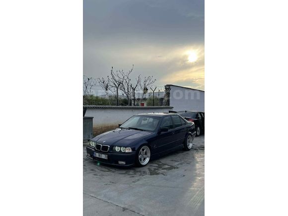 Sahibinden BMW 3 Serisi 325i Standart 1995 Model  342.000 km Lacivert