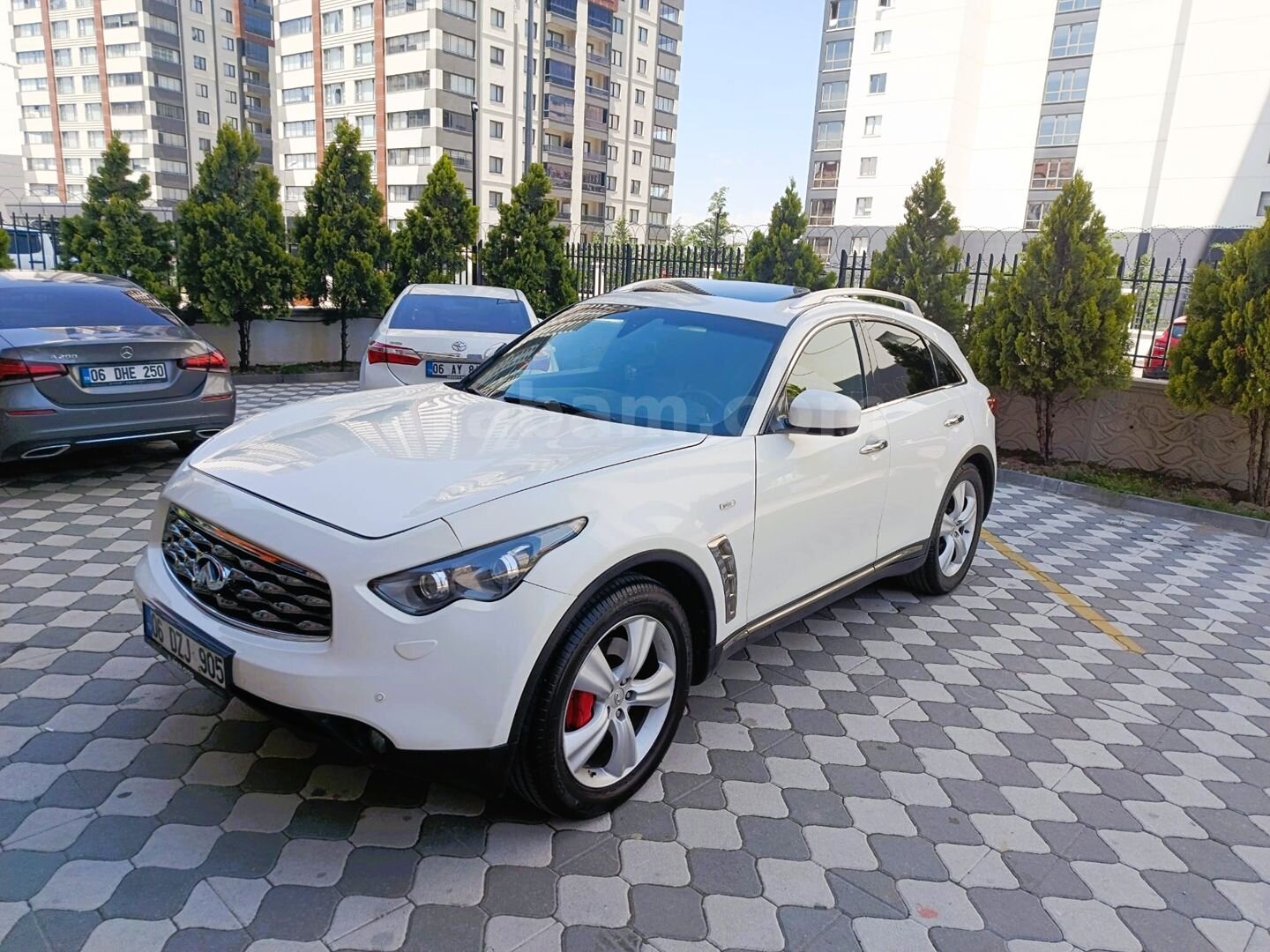 Galeriden Infiniti FX FX30d S 2010 Model Ankara 349.000 km Beyaz 1