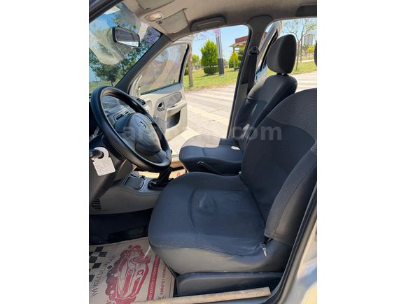 Sahibinden Renault Clio 1.4 Authentique 2005 Model