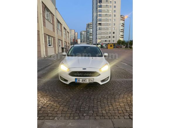 Sahibinden Ford Focus 1.5 TDCi Trend X 2015 Model  233.000 km Beyaz
