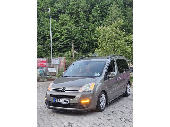 Sahibinden Citroen Berlingo 1.6 HDi Selection 2016 Model  135.000 km Gri (metalik)