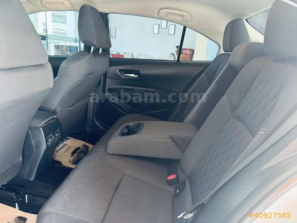 2022 SIFRGİBİ COROLLA DREAM HYBRİT+BENZİNLİ OTOMATİK 134'BinKMDE