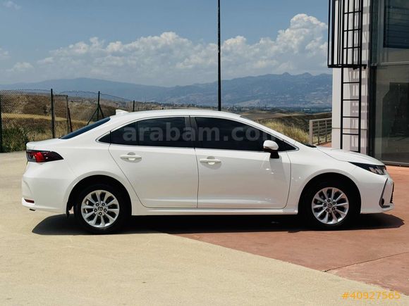2022 SIFRGİBİ COROLLA DREAM HYBRİT+BENZİNLİ OTOMATİK 134'BinKMDE
