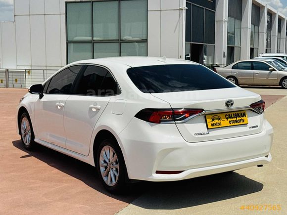 2022 SIFRGİBİ COROLLA DREAM HYBRİT+BENZİNLİ OTOMATİK 134'BinKMDE