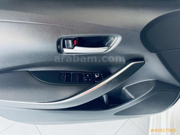 2022 SIFRGİBİ COROLLA DREAM HYBRİT+BENZİNLİ OTOMATİK 134'BinKMDE