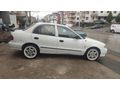Sahibinden Hyundai Accent 1.3 Lx 2000 Model  380.000 km Beyaz
