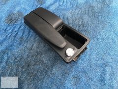 2046801339 MERCEDES W204 KASA C SERİSİ ORJ KOL DAYAMA