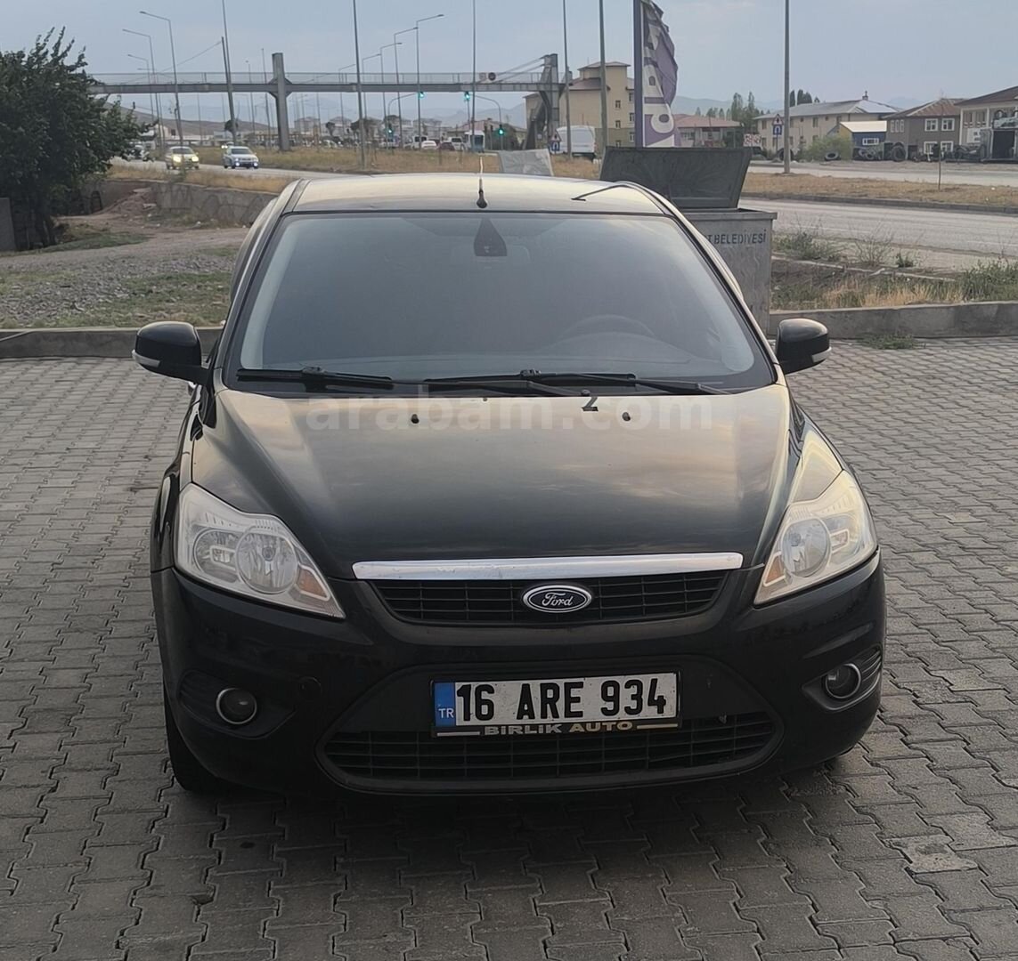 Sahibinden Ford Focus 1.6 Comfort 2011 Model Kütahya 175.000 km Siyah 1