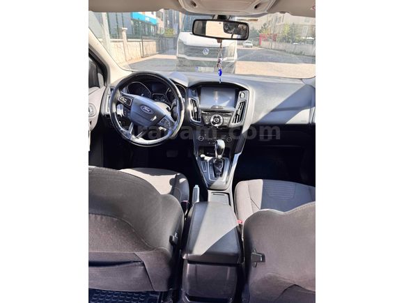 Sahibinden Ford Focus 1.6 Ti-VCT Titanium 2015 Model 