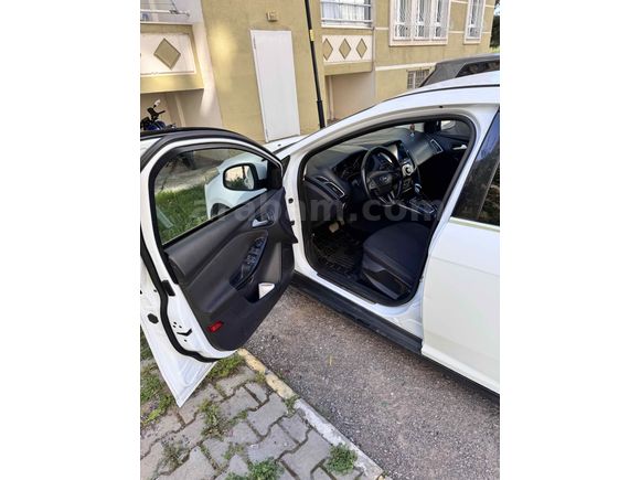 Sahibinden Ford Focus 1.6 Ti-VCT Titanium 2015 Model 