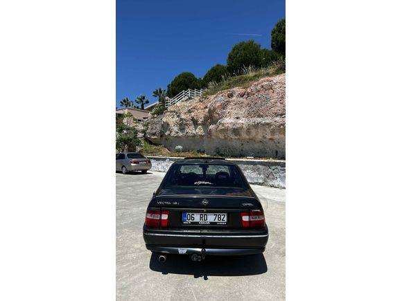 Sahibinden Opel Vectra 1.8 GL 1992 Model 