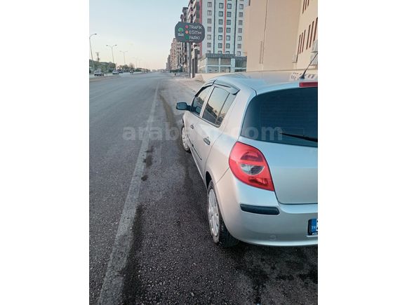 Sahibinden Renault Clio 1.5 dCi Authentique 2006 Model  290000 km Gri