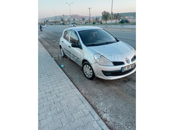 Sahibinden Renault Clio 1.5 dCi Authentique 2006 Model  290000 km Gri