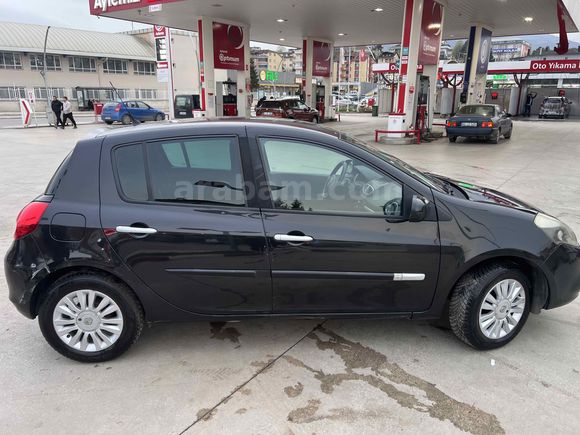 Sahibinden Renault Clio 1.2 Extreme 2009 Model Kocaeli 227.000 km Siyah