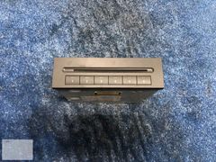 2118706189 MERCEDES W211 KASA E SERİSİ ORJ 6 LI CD CHANGER MP3