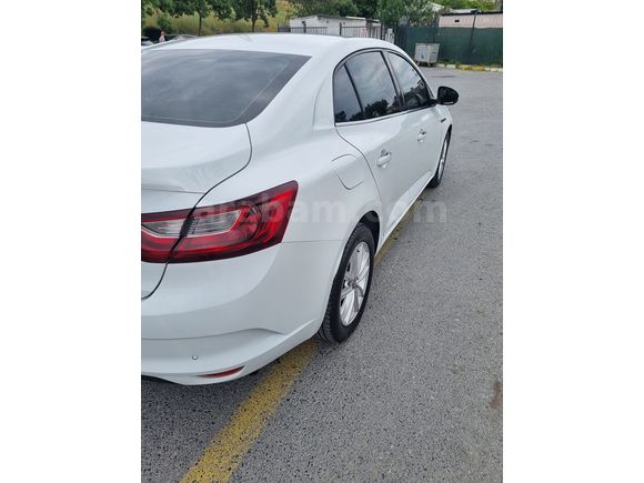 Sahibinden Renault Megane 1.5 Blue DCI Touch 2019 Model Tesla Ekran