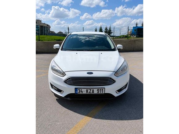 DEĞİŞENSİZ HASAR KAYITSIZ TRAMERSİZ OTOMATİK TEMİZ FORD FOCUS
 