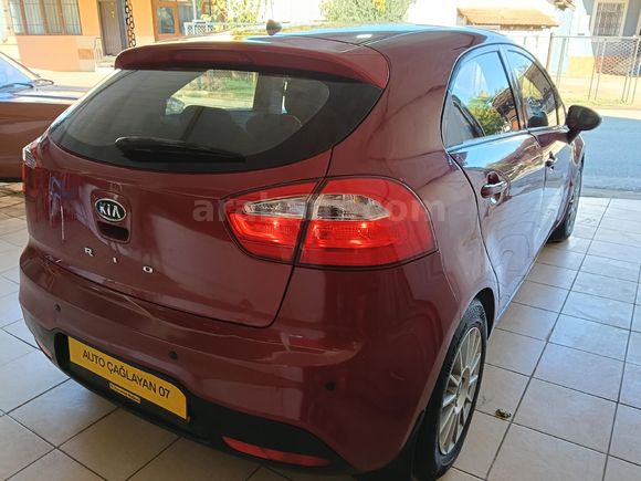 Kia Rio 1.25 CVVT Fancy 2012 Model Antalya
