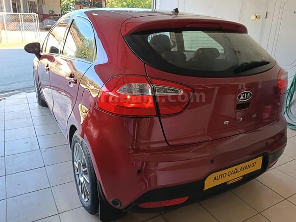 Kia Rio 1.25 CVVT Fancy 2012 Model Antalya