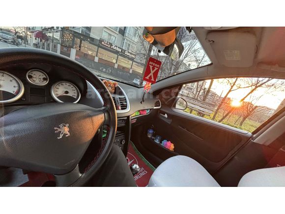 Sahibinden Peugeot 207 1.4 Millesim 2010 Model 