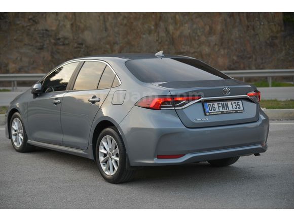 Sahibinden Toyota Corolla 1.5 Dream 2021 Model 
