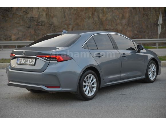 Sahibinden Toyota Corolla 1.5 Dream 2021 Model 