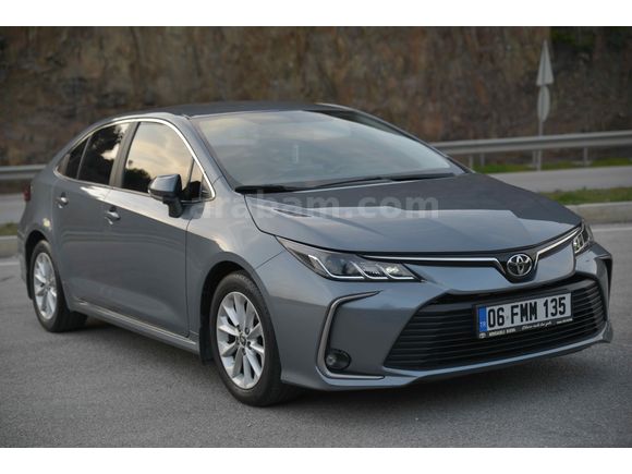 Sahibinden Toyota Corolla 1.5 Dream 2021 Model 