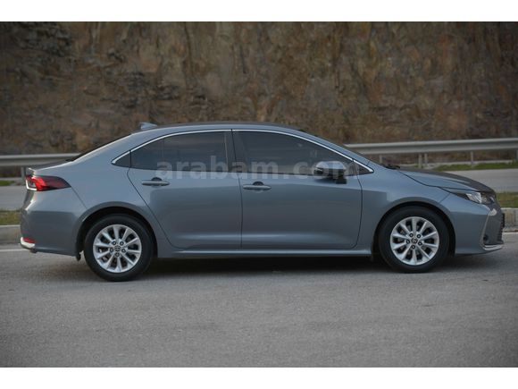 Sahibinden Toyota Corolla 1.5 Dream 2021 Model 
