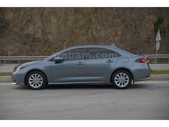 Sahibinden Toyota Corolla 1.5 Dream 2021 Model 