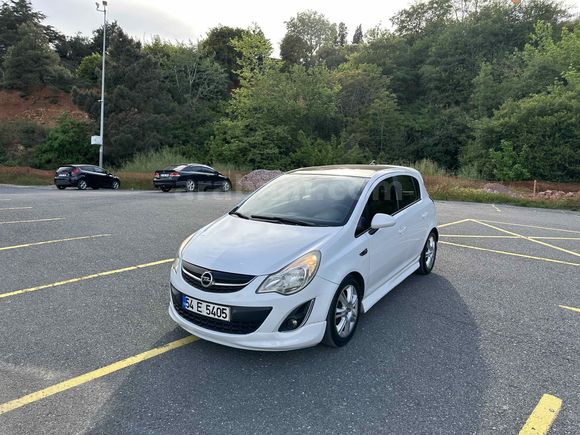 12 Yıllık Sahibinden Kazasız-Boyasız Opel Corsa Color Edition