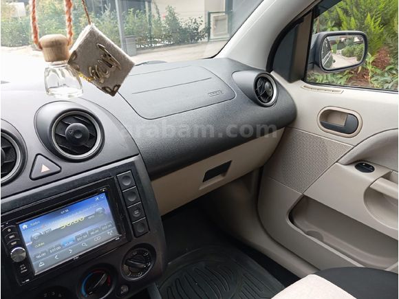 Sahibinden Ford Fiesta 1.4 TDCi Comfort 2006 Model