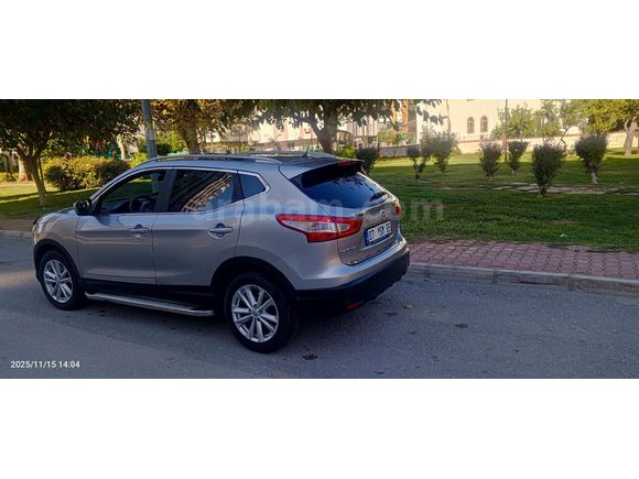 Sahibinden Nissan Qashqai 1.5 dCi Tekna Sky Pack 2014 Model  174.000 km Gri (Gümüş)