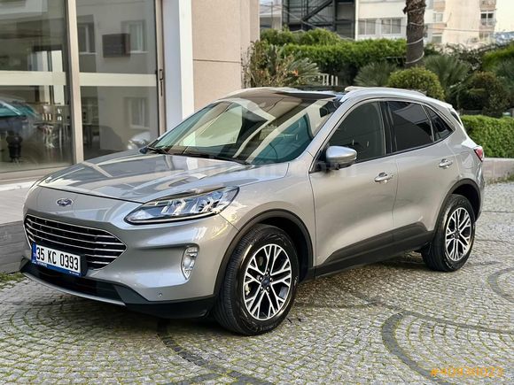 FORD KUGA 1.5 ECOBOOST TİTANİUM / GARANTİLİ / CAM TAVAN