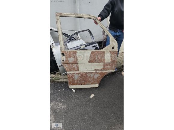 TRANSPORTER T4 SAG KAPI