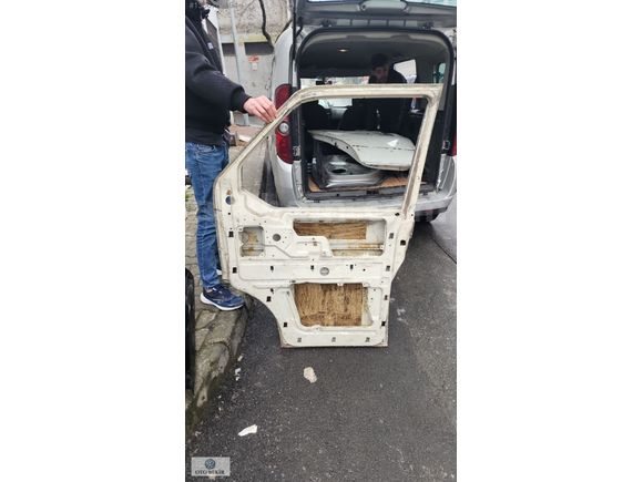 TRANSPORTER T4 SAG KAPI