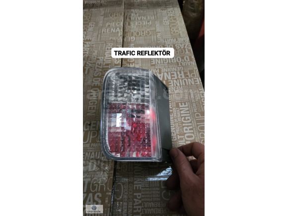 TRAFIC REFLEKTOR