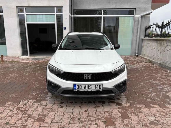 Galeriden Fiat Egea Cross 1.4 Fire Street Plus 2022 Model Kayseri