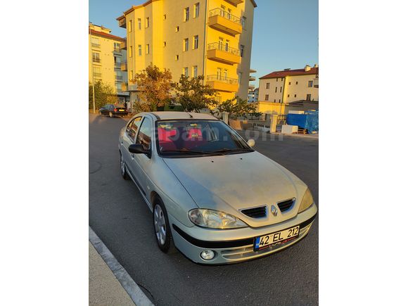 Sahibinden Renault Megane 1.4 16 VALF RTE 2001 Model 