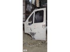 2001.06 DUCATO SOL ÖN KAPI